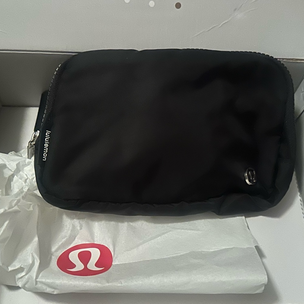 Lululemon Belt Bag 1L - Pitch Black